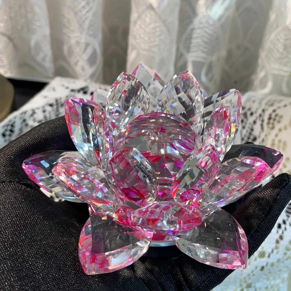 Beautiful Crystal Lotus Flower